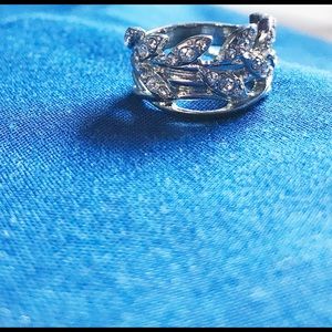Silver Diamond Leaf Ring